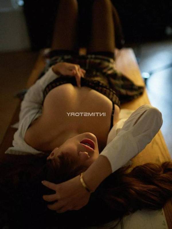 проститутка Ангела Меркель 7