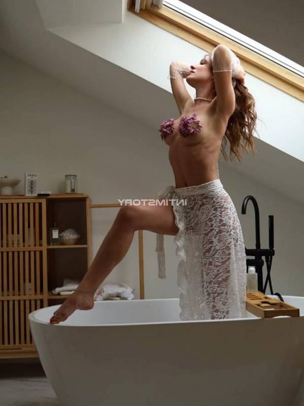 проститутка Амелия 3